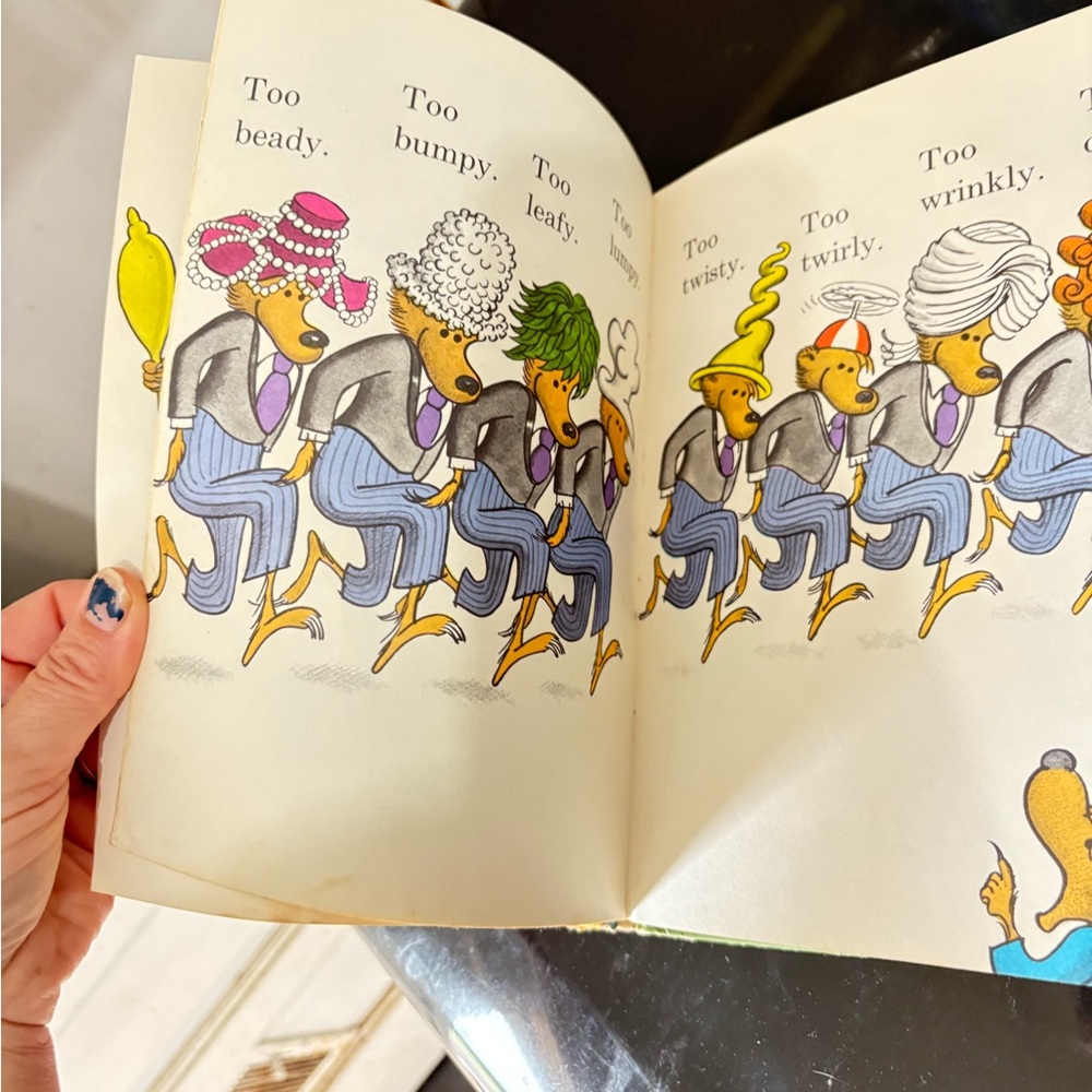 Dr. Seuss Yellow and Blue Old Hat New Hat Book - Picture 7 of 8